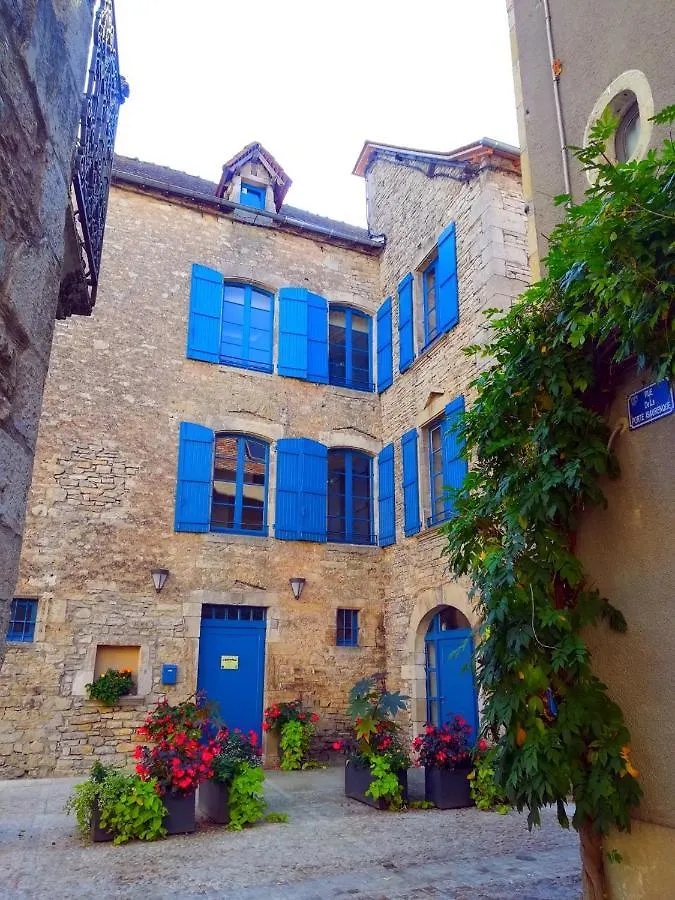 Inn Gite La Maison Des Pelerins Villeneuve-d'Aveyron