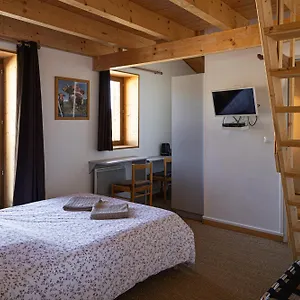 le-saint-jo-la-feclaz.hotels-rhonealpes.com/